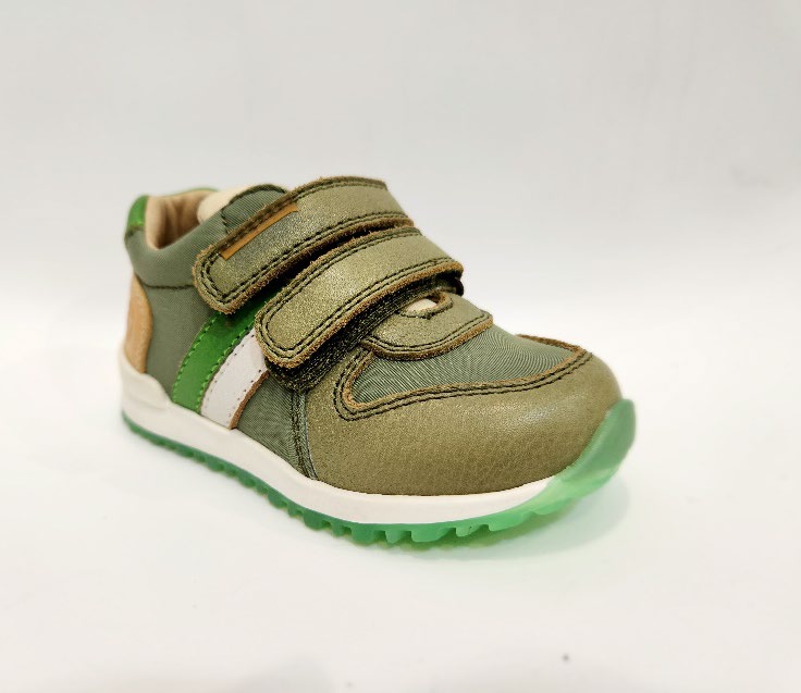 Boys Green Sneaker